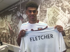 Read more about the article Fletcher swaps United for West Ham