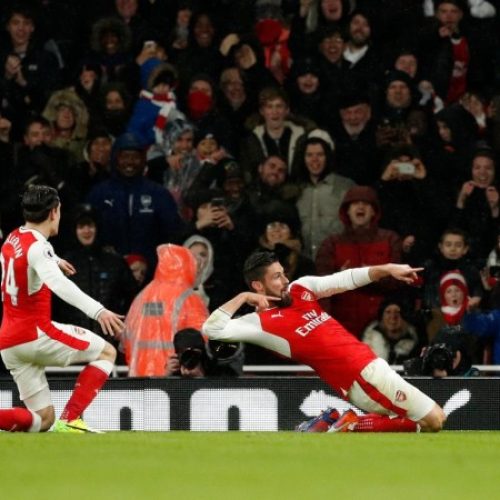 Arsenal win as Giroud steals the show