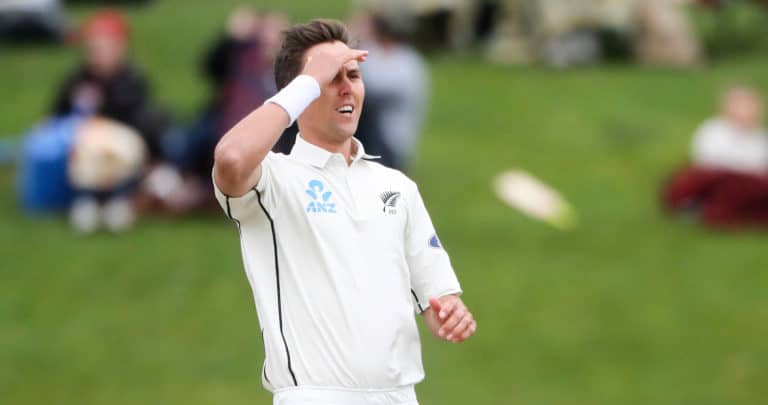 You are currently viewing Taylor out, Boult to return for Black Caps