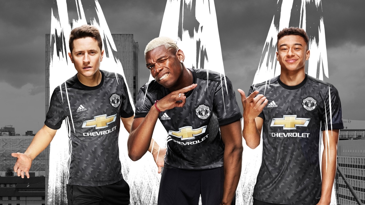 You are currently viewing Manchester United, adidas reveal next season’s away kit