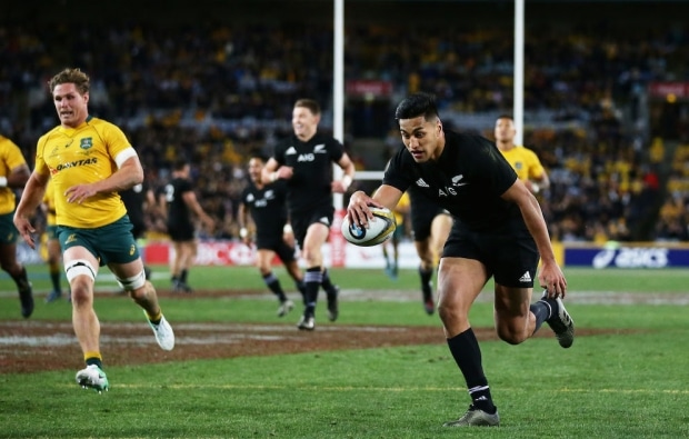 You are currently viewing All Blacks thrash Wallabies in Sydney