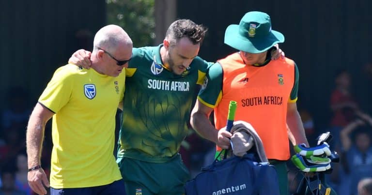 You are currently viewing Du Plessis out for six weeks