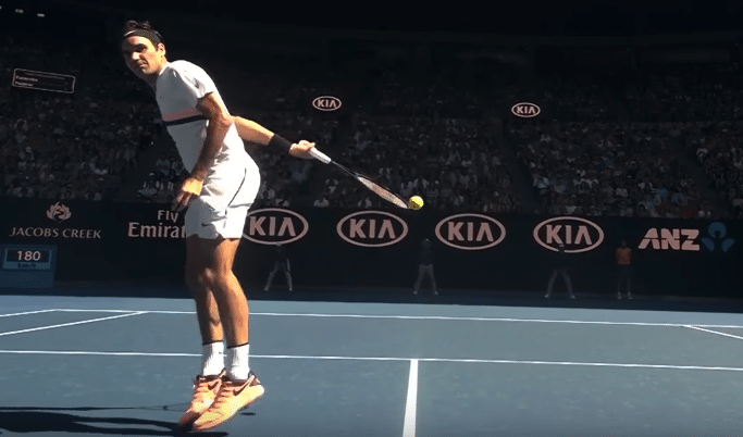 You are currently viewing Watch: Federer’s no-look around-the-back shot