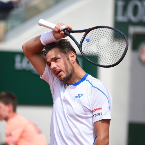 Wawrinka suffers early Roland-Garros exit