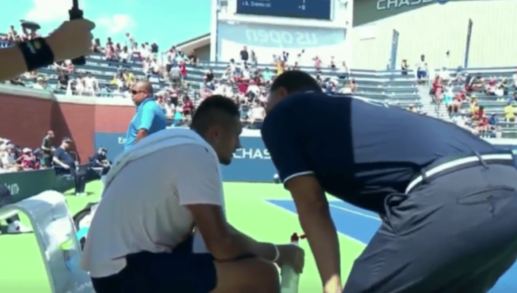 You are currently viewing Watch: Umpire gives Kyrgios pep talk