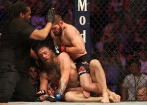 Read more about the article Chaos after McGregor submits in brutal UFC match