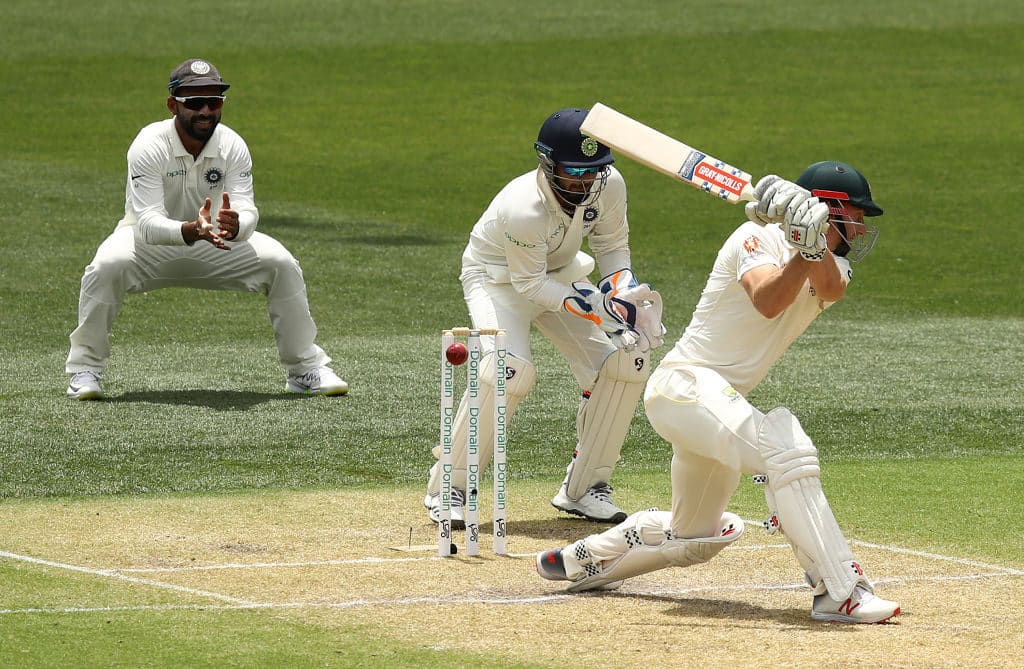 You are currently viewing Ashwin rocks Aussies on day two