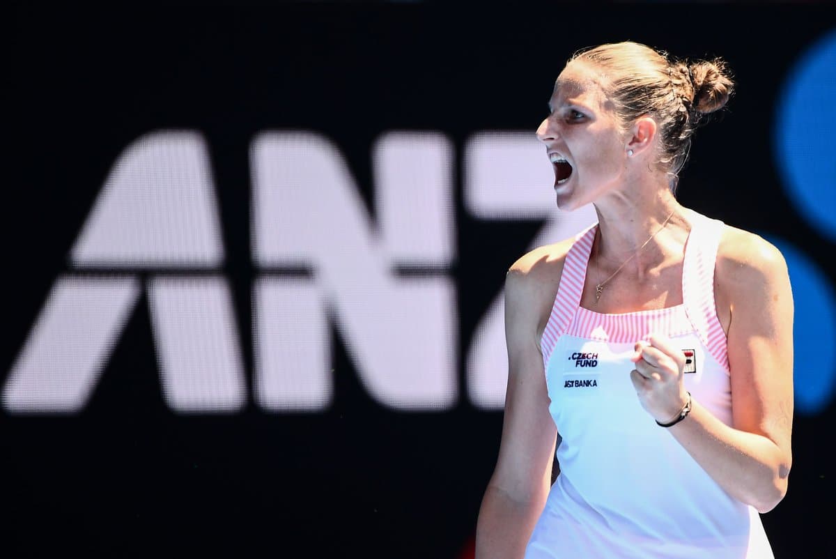 You are currently viewing Pliskova stuns Williams to advance to semis