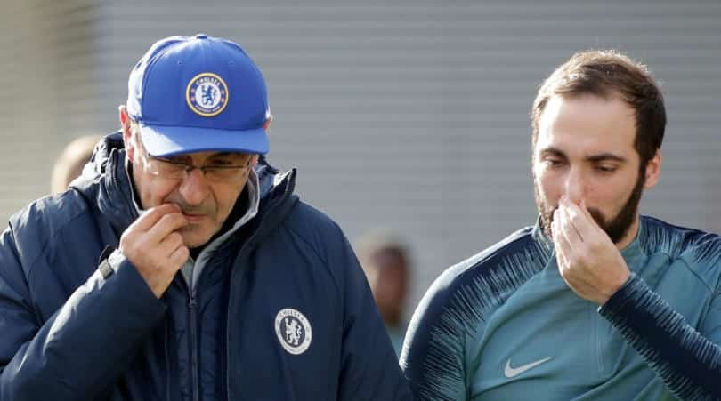 You are currently viewing Sarri urges Chelsea to keep Higuain at Stamford Bridge