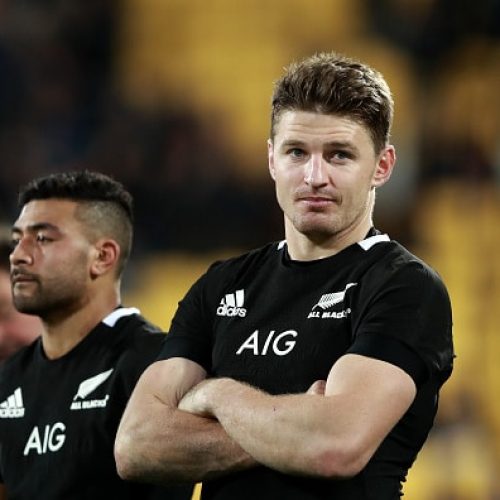 All Blacks back Barrett at fullback