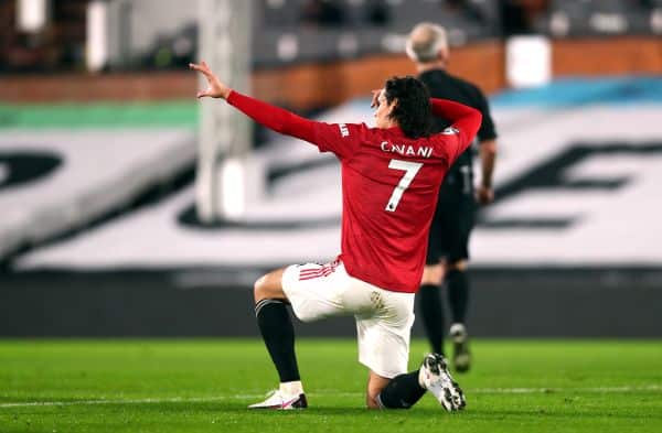 You are currently viewing Solskjaer wants his strikers to learn from Cavani