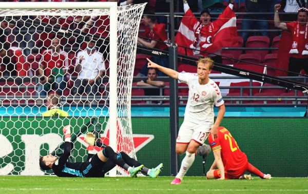 You are currently viewing Denmark thump Wales to seal progression
