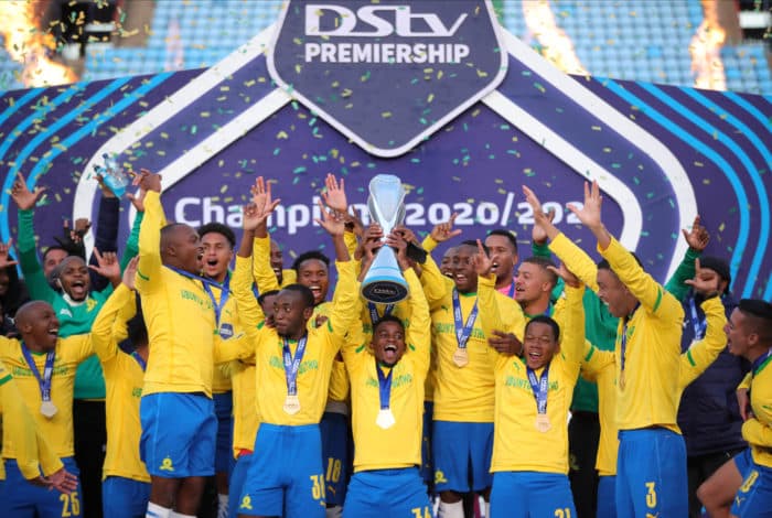 You are currently viewing Watch: Sundowns camp reacts to historic fourth consecutive league crown