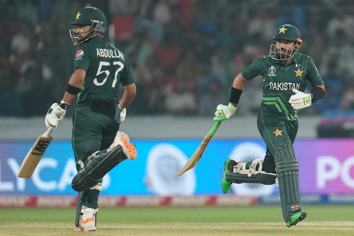 You are currently viewing Rizwan, Shafique guide Pakistan to highest run chase in World Cup history