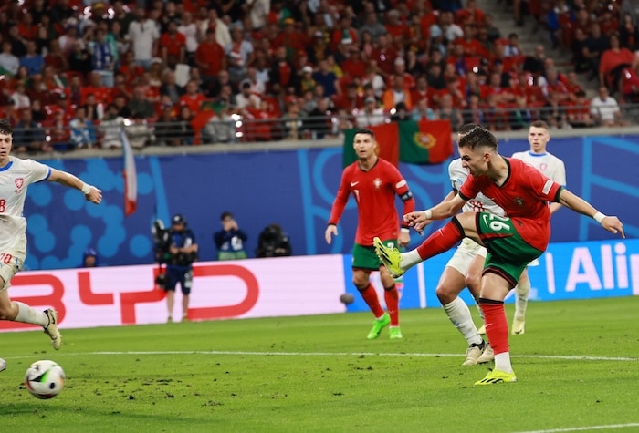 You are currently viewing Portugal edge past Czech Republic in Euro 2024 opener