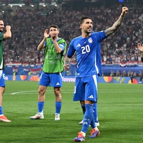 Last-gasp Zaccagni equaliser fires Italy into Euro 2024 last 16