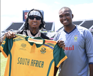 Read more about the article American rapper Moneybagg Yo shows his support to Proteas