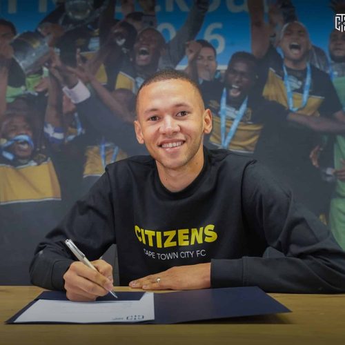 Cape Town City sign Angolan midfielder