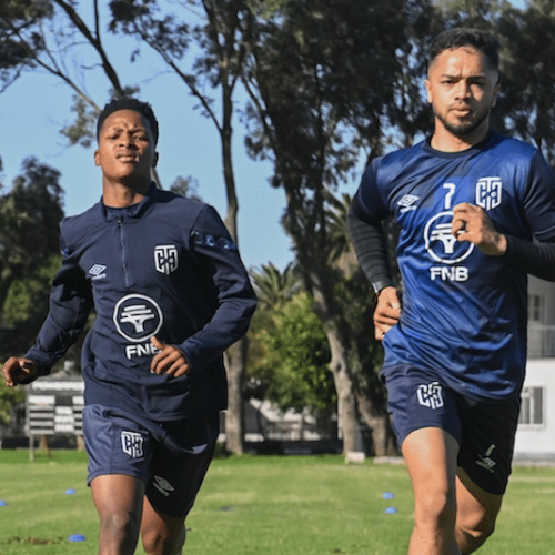 CT City let 15 year old Emile Witbooi trains with first team