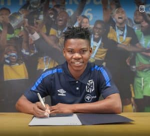 Read more about the article Cape Town City continue to bolster squad after signing Aphane