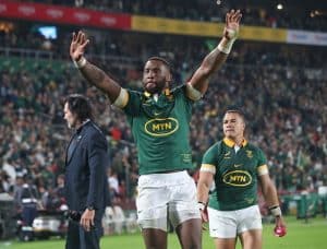 Read more about the article Siya Kolisi makes welcome return home