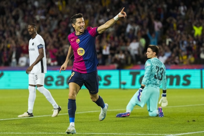 You are currently viewing Lewandowski nets brace as Barca thrash Young Boys