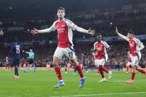 Read more about the article Arsenal sink PSG in London