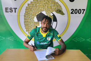 Read more about the article Baroka swoop in to sign Given Mashikinya