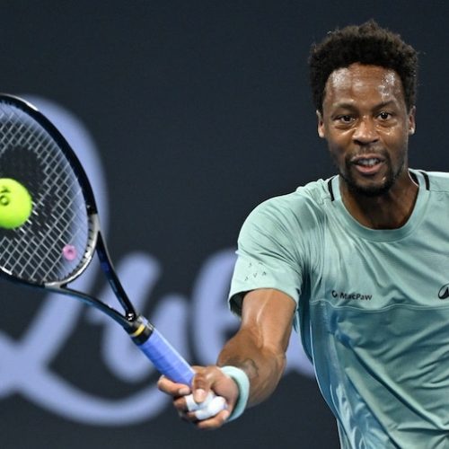 Monfils becomes oldest ATP Tour winner