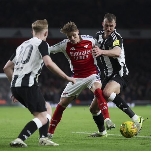 Newcastle stun Arsenal in first leg of League Cup semifinal