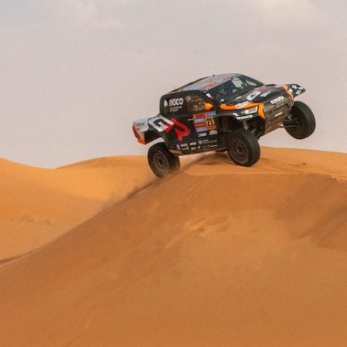 SA duo maintain lead despite mishap in Dakar Rally