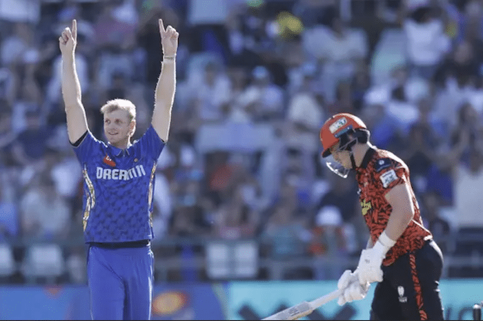 You are currently viewing Bosch praises teammates after Sunrisers win