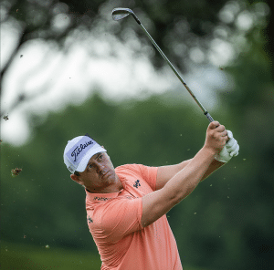 Read more about the article Van Tonder chasing back-to-back wins in MyGolfLife Open