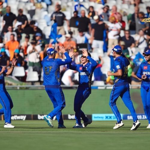 MI Cape Town books playoffs spot after 10 wicket win over Sunrisers