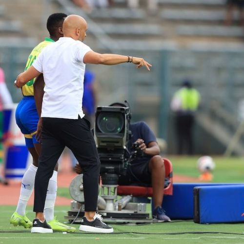 Cardoso explains Shalulile’s omission from starting XI